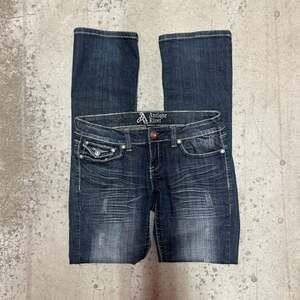 Antique Rivet Women's Embellished Pocket Bootcut Jeans